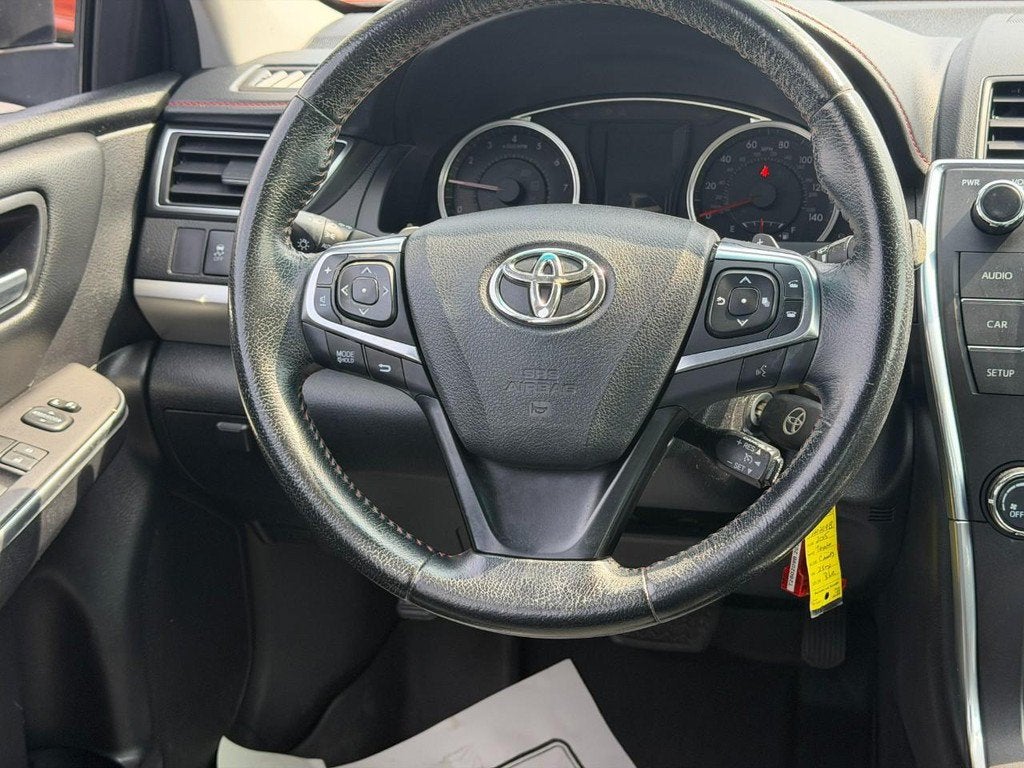 2015 Toyota Camry SE