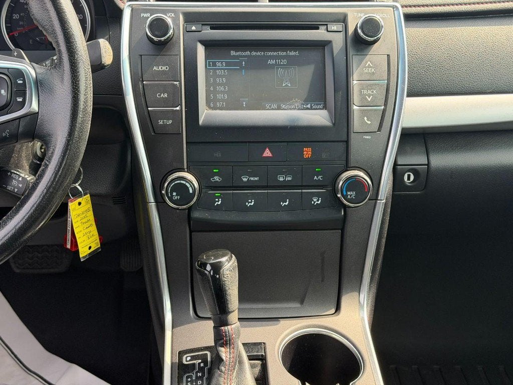 2015 Toyota Camry SE