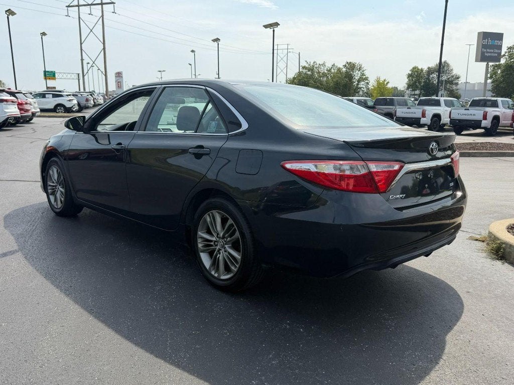 2015 Toyota Camry SE
