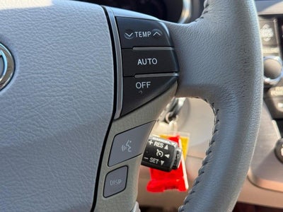 2011 Toyota Avalon Base