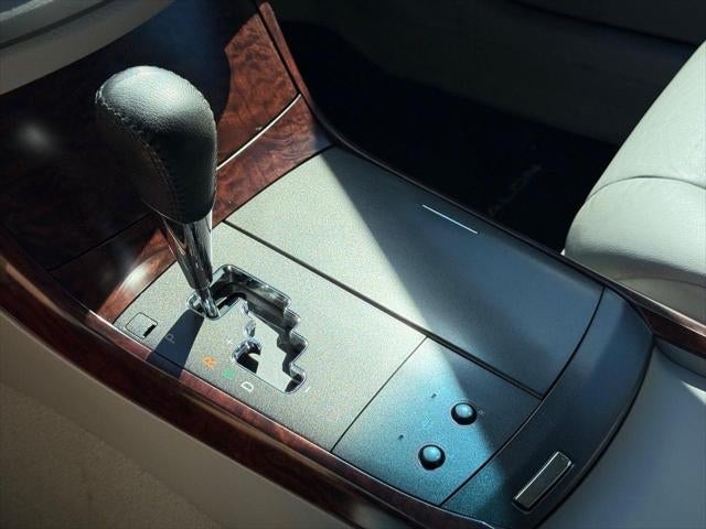2011 Toyota Avalon Base