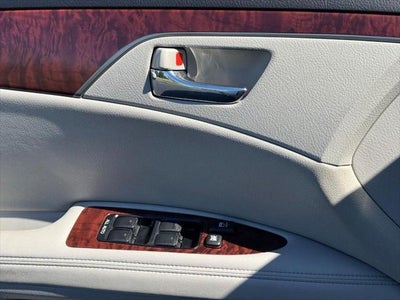 2011 Toyota Avalon Base