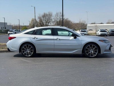 2019 Toyota Avalon Touring