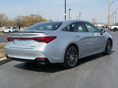 2019 Toyota Avalon Touring