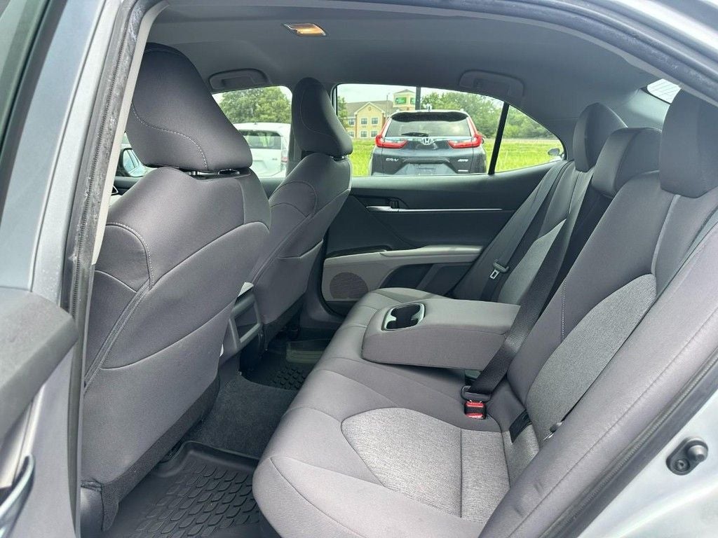 2023 Toyota Camry Hybrid LE