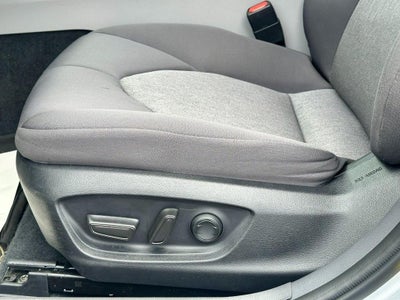 2023 Toyota Camry Hybrid LE