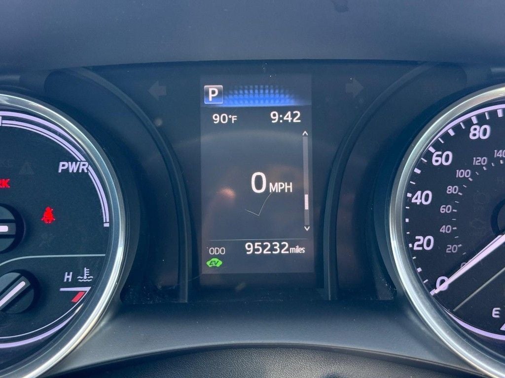 2020 Toyota Camry Hybrid LE
