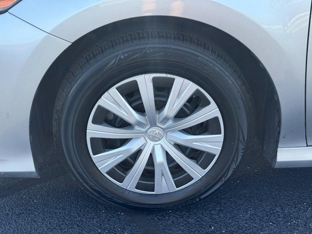 2020 Toyota Camry Hybrid LE
