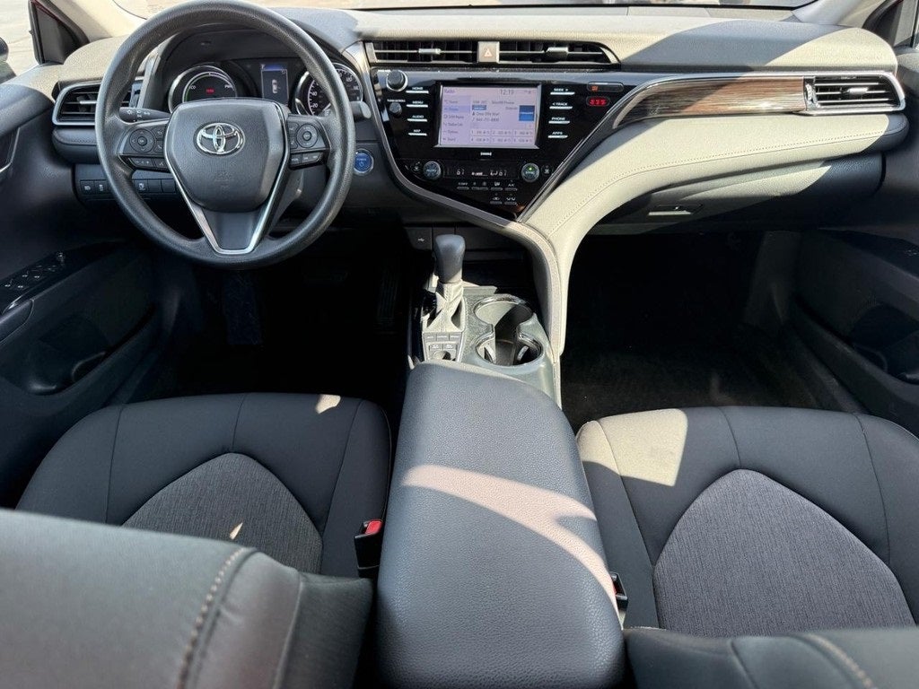 2020 Toyota Camry Hybrid LE