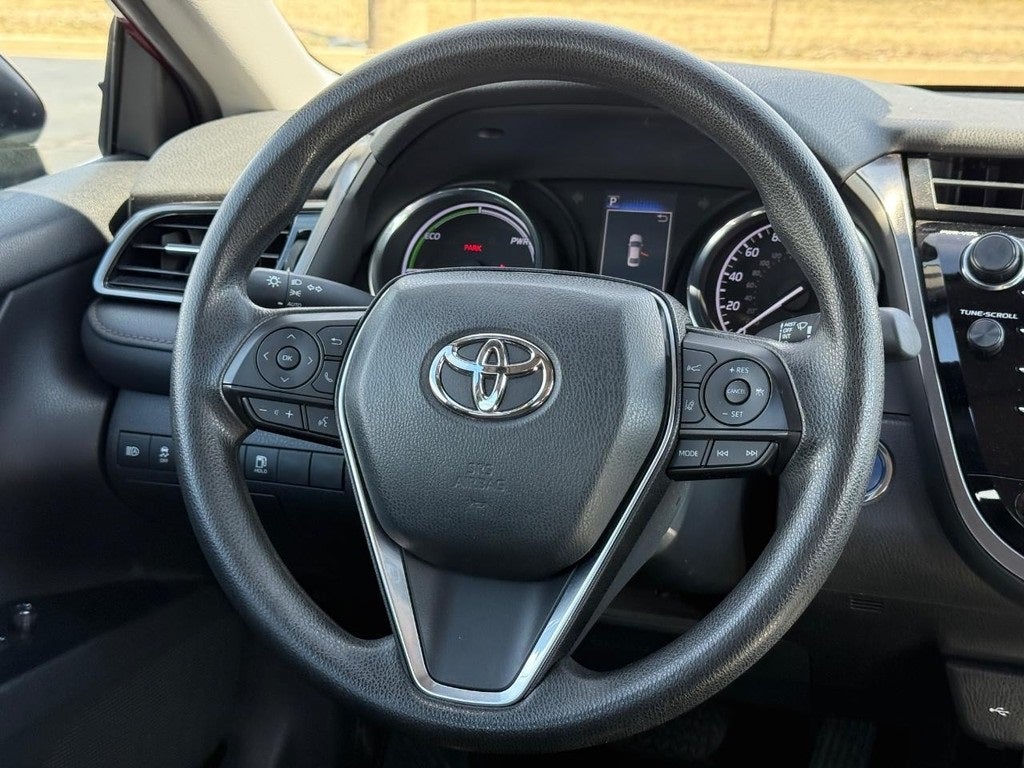 2020 Toyota Camry Hybrid LE