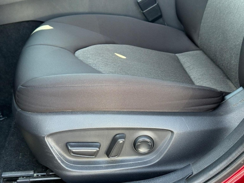 2020 Toyota Camry Hybrid LE