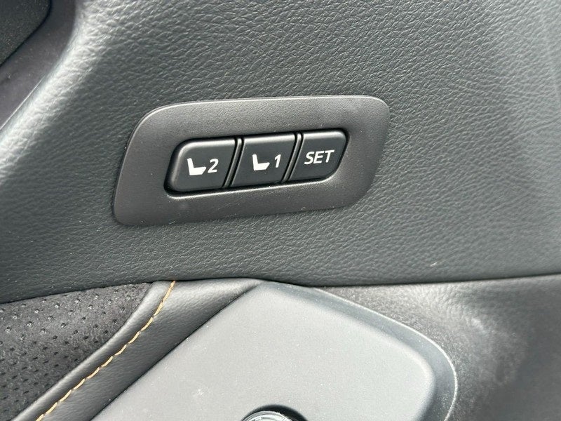 2022 Toyota Avalon Touring