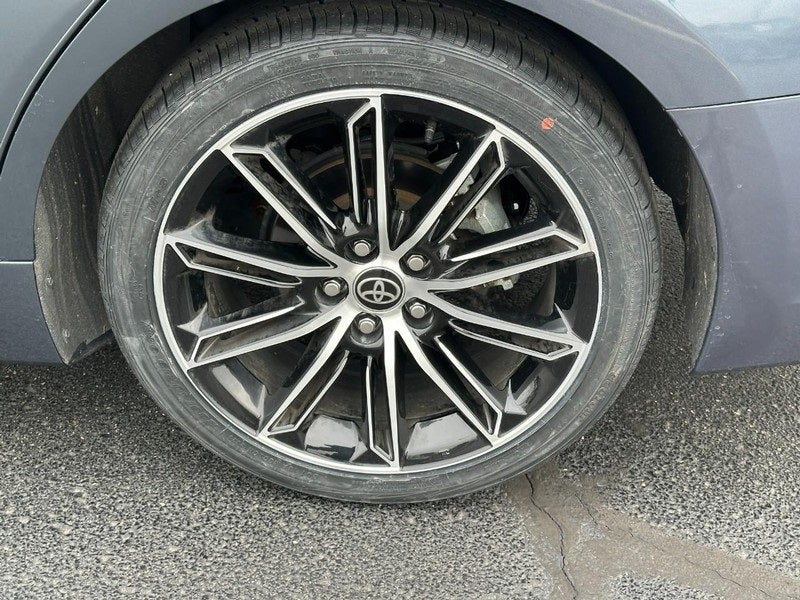 2022 Toyota Avalon Touring