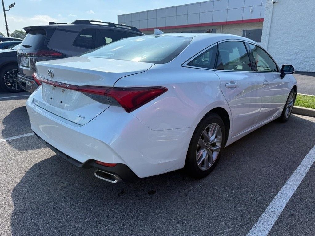 2021 Toyota Avalon XLE