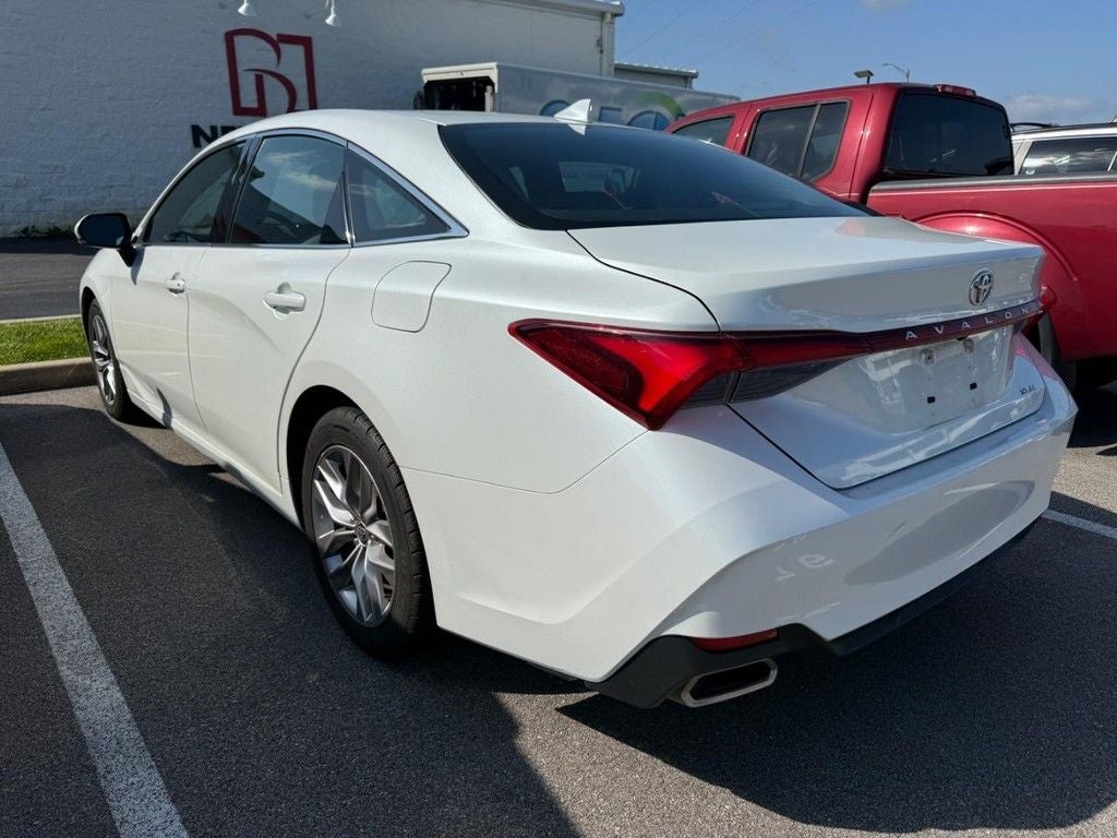 2021 Toyota Avalon XLE