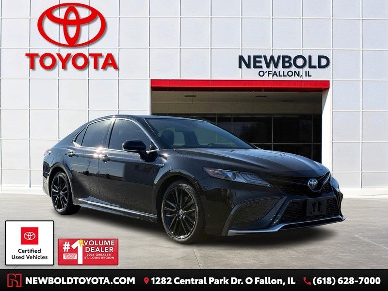 2021 Toyota Camry Hybrid XSE