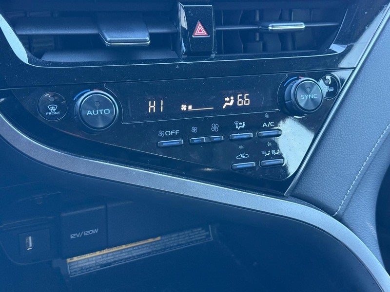 2021 Toyota Camry Hybrid XSE