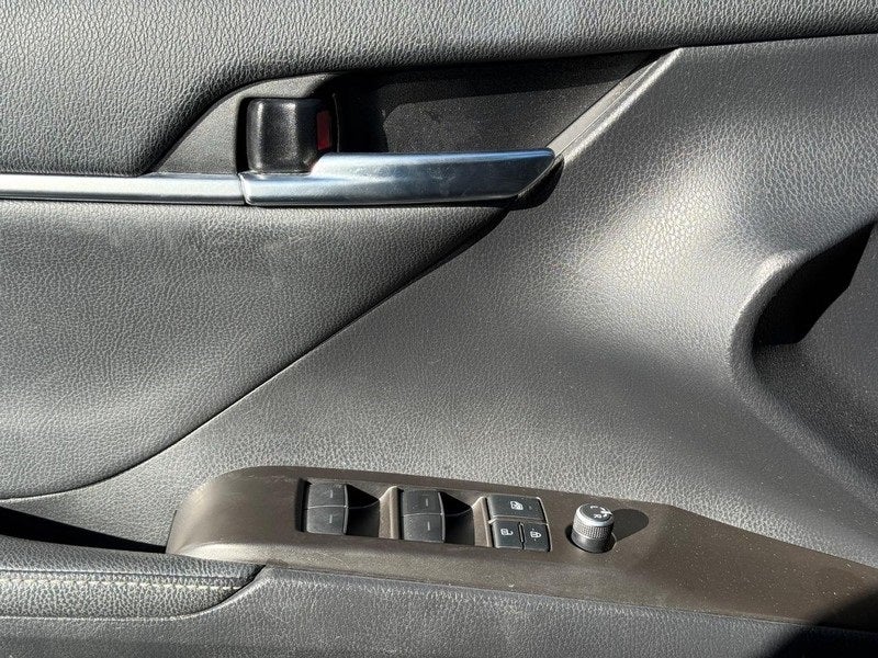 2021 Toyota Camry Hybrid XSE