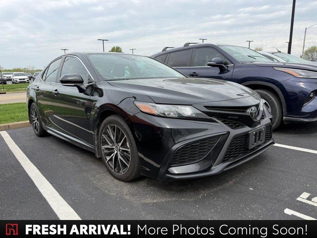 2023 Toyota Camry SE