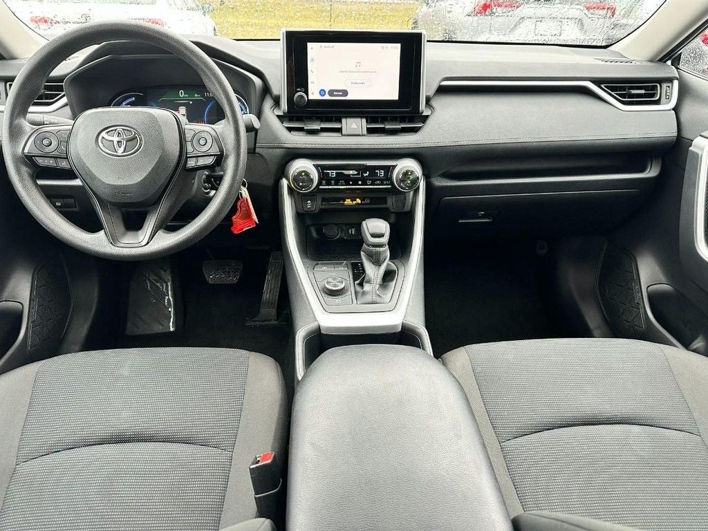 2025 Toyota RAV4 Hybrid LE