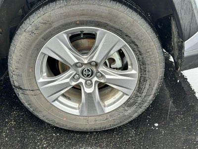 2025 Toyota RAV4 Hybrid LE