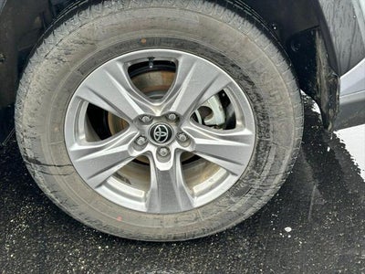 2025 Toyota RAV4 Hybrid LE