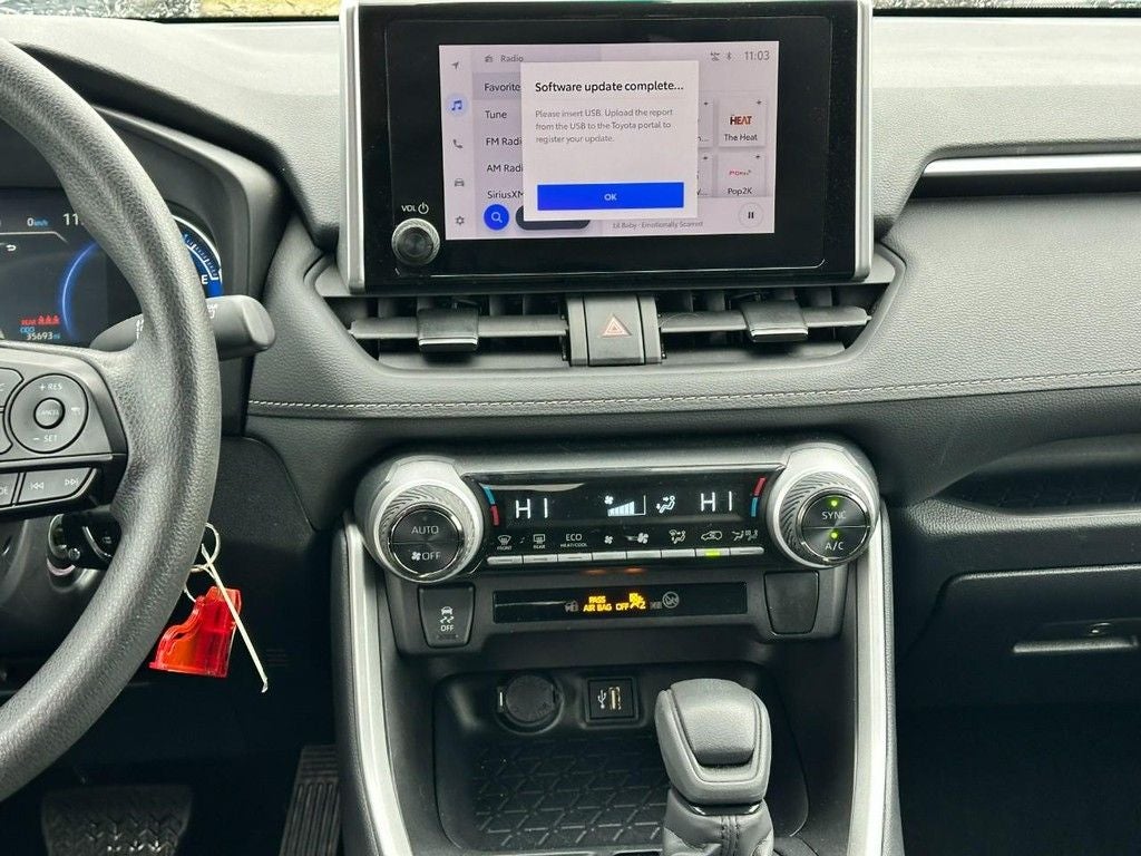 2025 Toyota RAV4 Hybrid LE