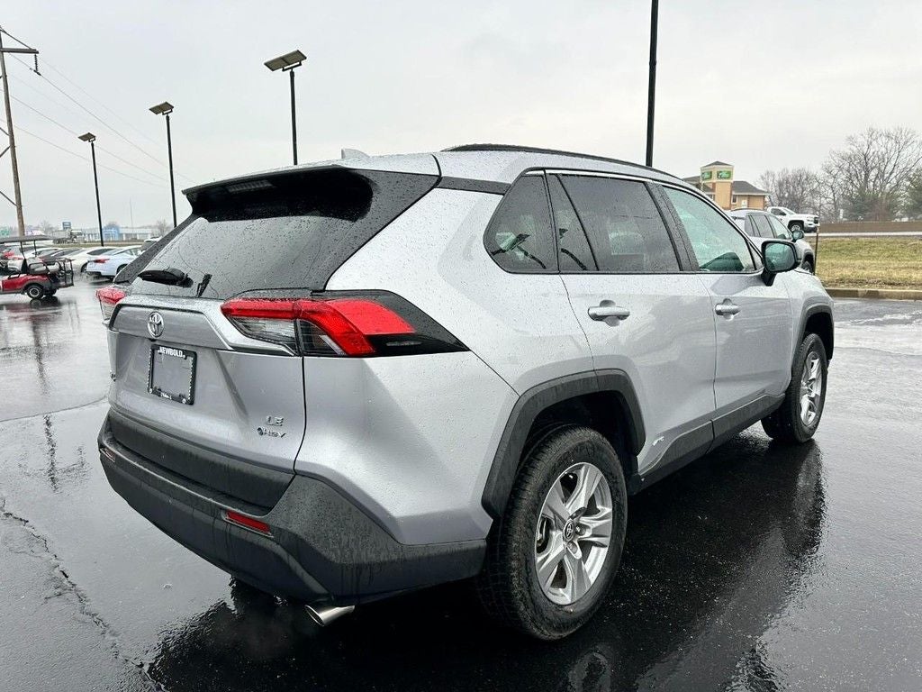 2025 Toyota RAV4 Hybrid LE
