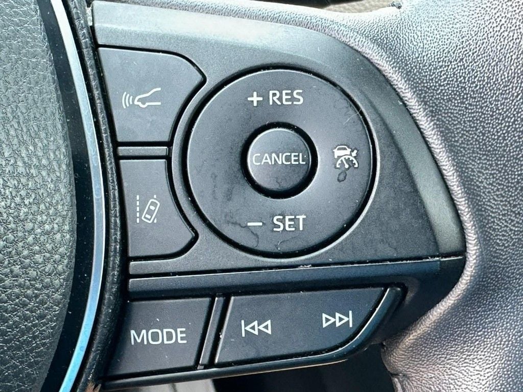 2023 Toyota RAV4 Hybrid SE