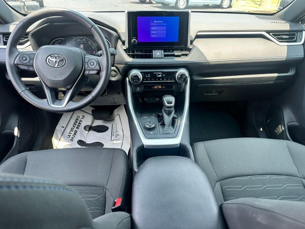 2023 Toyota RAV4 Hybrid SE