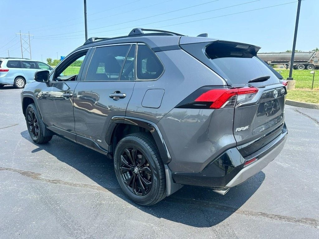 2023 Toyota RAV4 Hybrid SE
