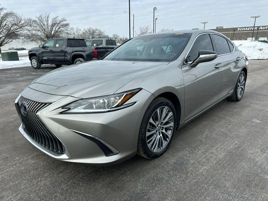 2021 Lexus ES 300h