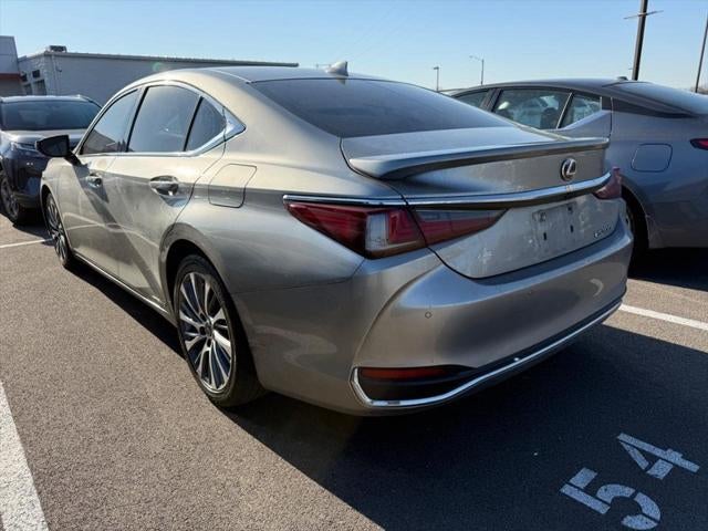 2021 Lexus ES 300h
