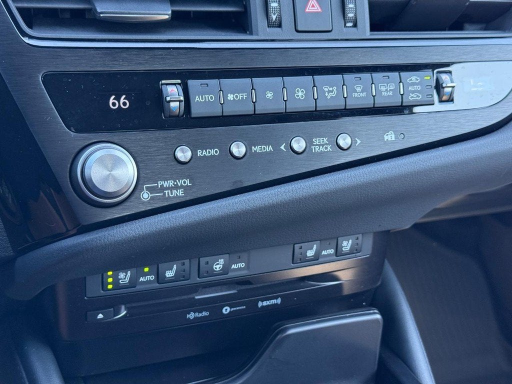 2022 Lexus ES 350