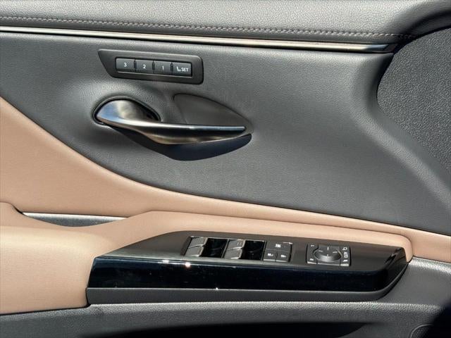 2022 Lexus ES 350