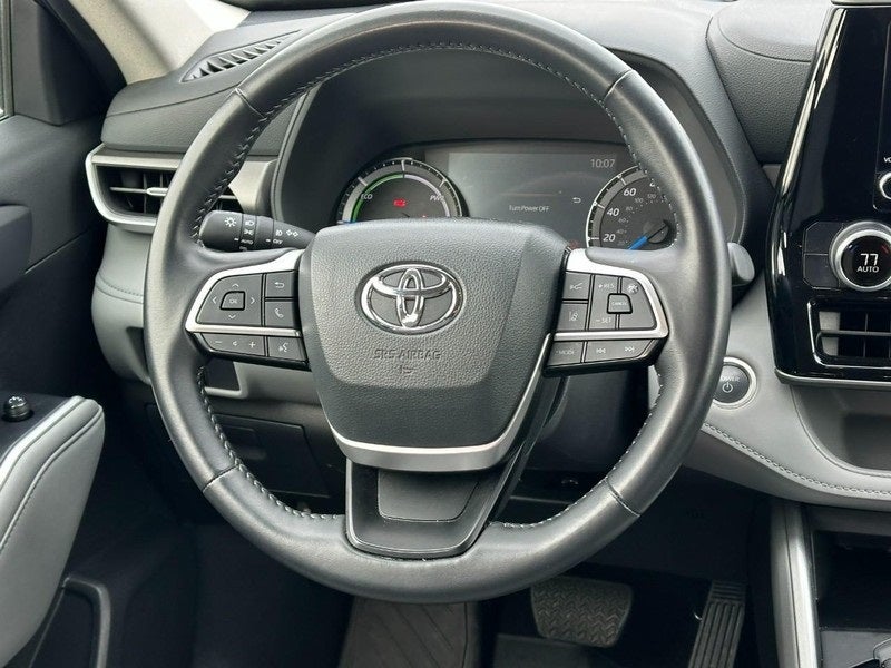 2024 Toyota Highlander Hybrid LE