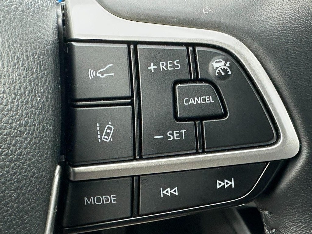 2024 Toyota Highlander Hybrid LE