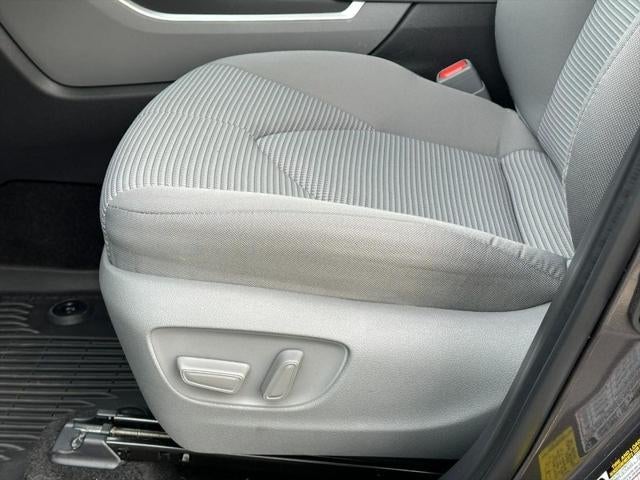 2024 Toyota Highlander Hybrid LE