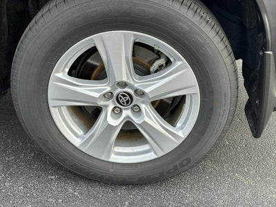 2024 Toyota Highlander Hybrid LE