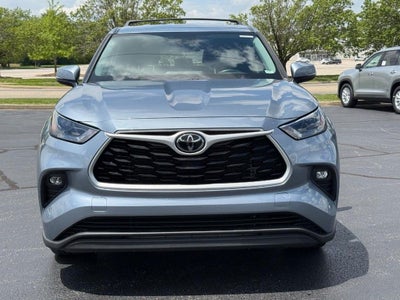 2022 Toyota Highlander LE