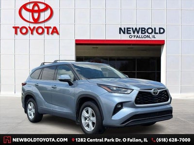 2022 Toyota Highlander LE