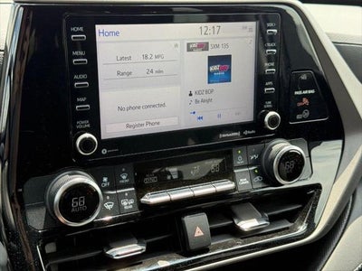 2022 Toyota Highlander LE