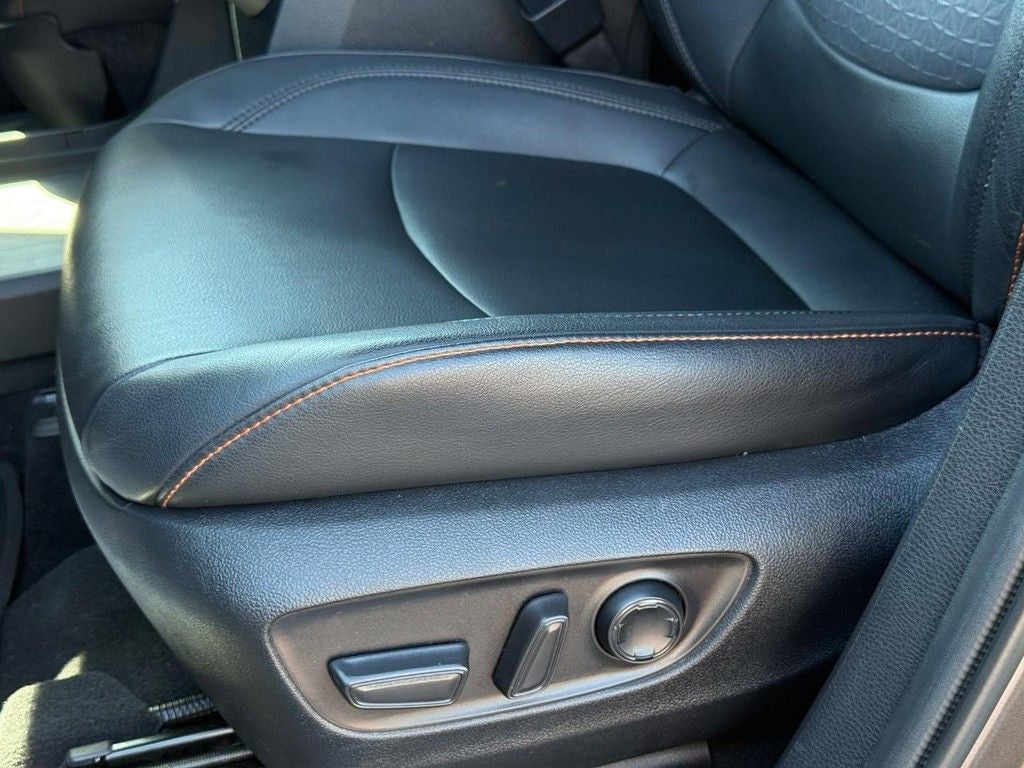 2022 Toyota Sienna XSE 7 Passenger