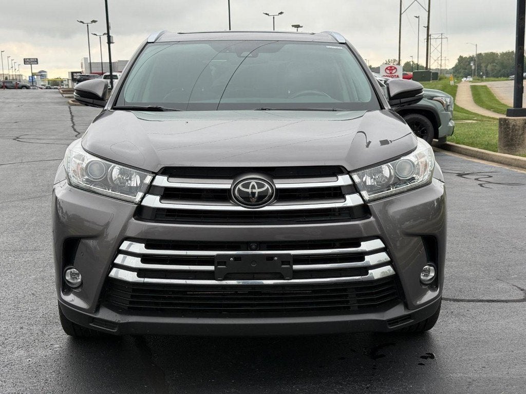 2019 Toyota Highlander Limited Platinum