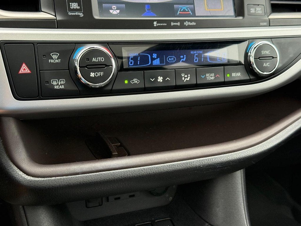 2019 Toyota Highlander Limited Platinum