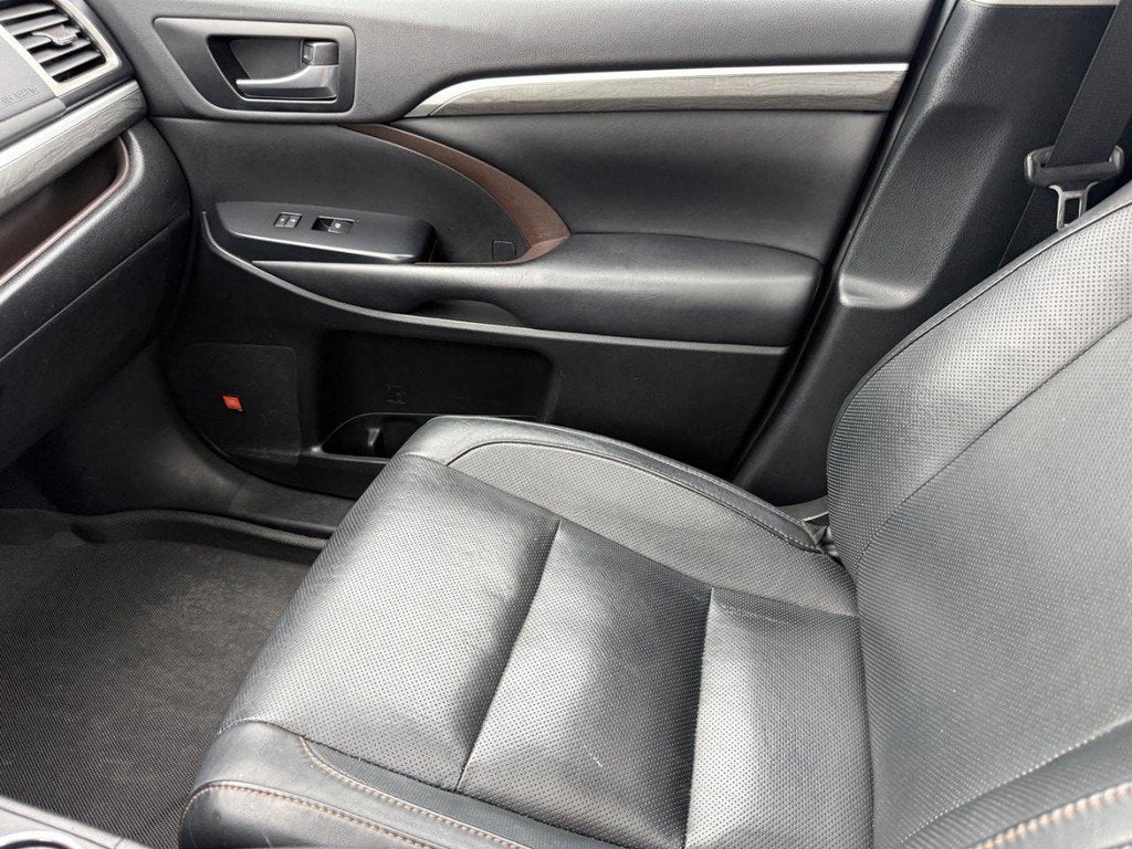 2019 Toyota Highlander Limited Platinum