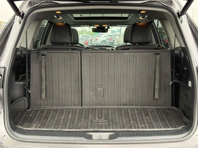 2019 Toyota Highlander Limited Platinum