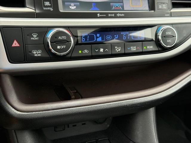 2019 Toyota Highlander Limited Platinum