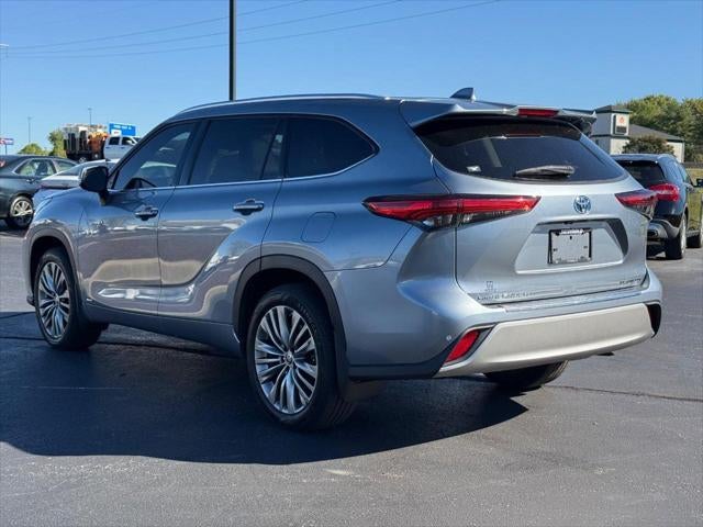 2021 Toyota Highlander Hybrid Platinum
