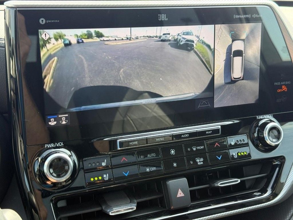 2020 Toyota Highlander Hybrid Platinum